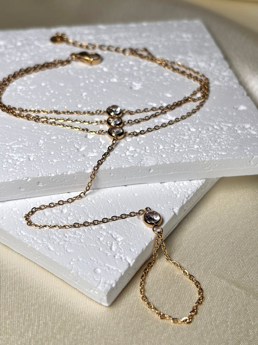 Chaîne de main Kamila